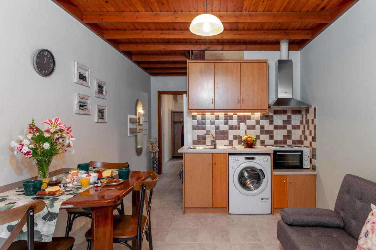 Studio De Bosset Аргостолион Экстерьер фото